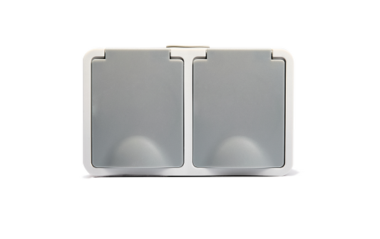 Feuchtraum Doppelsteckdose Aufputz IP44 – Grau 250V / 16A.