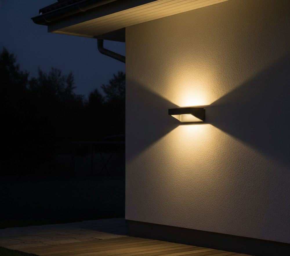 Wandleuchte Solara UP & DOWN 7W 3000K – LED Außenwandleuchte IP54