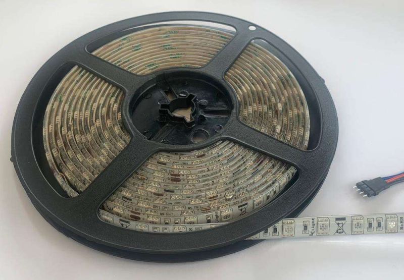 LED Band 24V RGB 60 SMD/m – 5 m, 2 mm flach, 120° Abstrahlwinkel, Innenbereich IP20