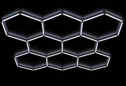 LED Hexagon 8 Waben 265W – 30.888 Lumen Garagenbeleuchtung.