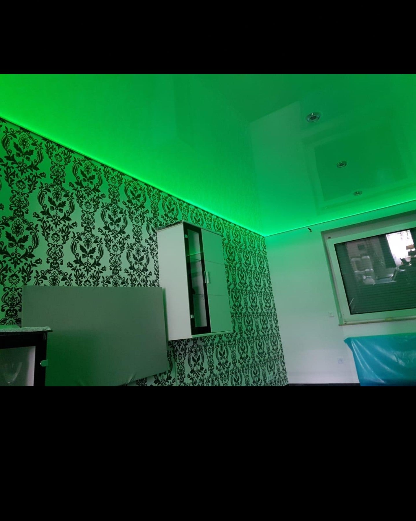 LED Strip 220V RGB 5050 – Dimmbar für farbenfrohe Beleuchtung