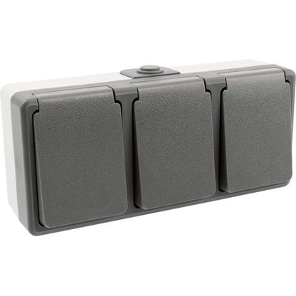 Feuchtraum Dreifachsteckdose Aufputz IP44 – Grau 250V / 16A.